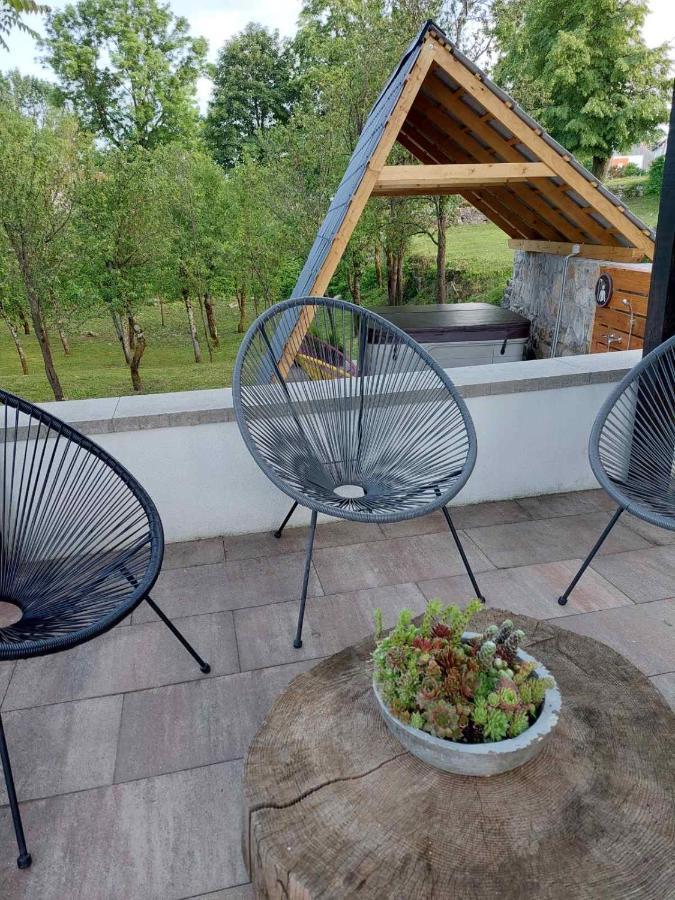 Apartman Hana Apartment Dreznik Grad ภายนอก รูปภาพ