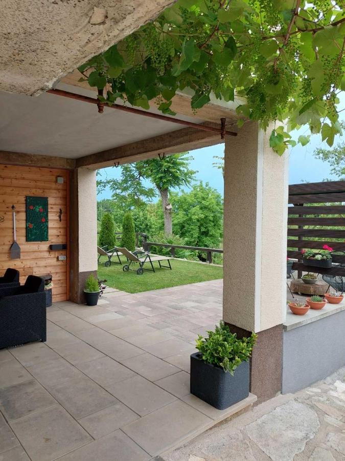 Apartman Hana Apartment Dreznik Grad ภายนอก รูปภาพ