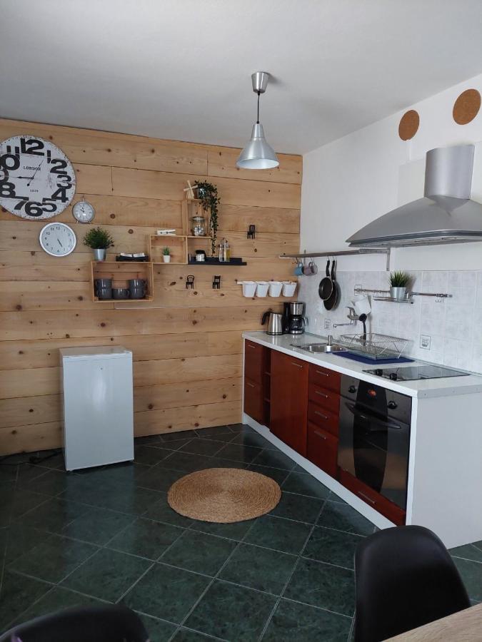 Apartman Hana Apartment Dreznik Grad ภายนอก รูปภาพ