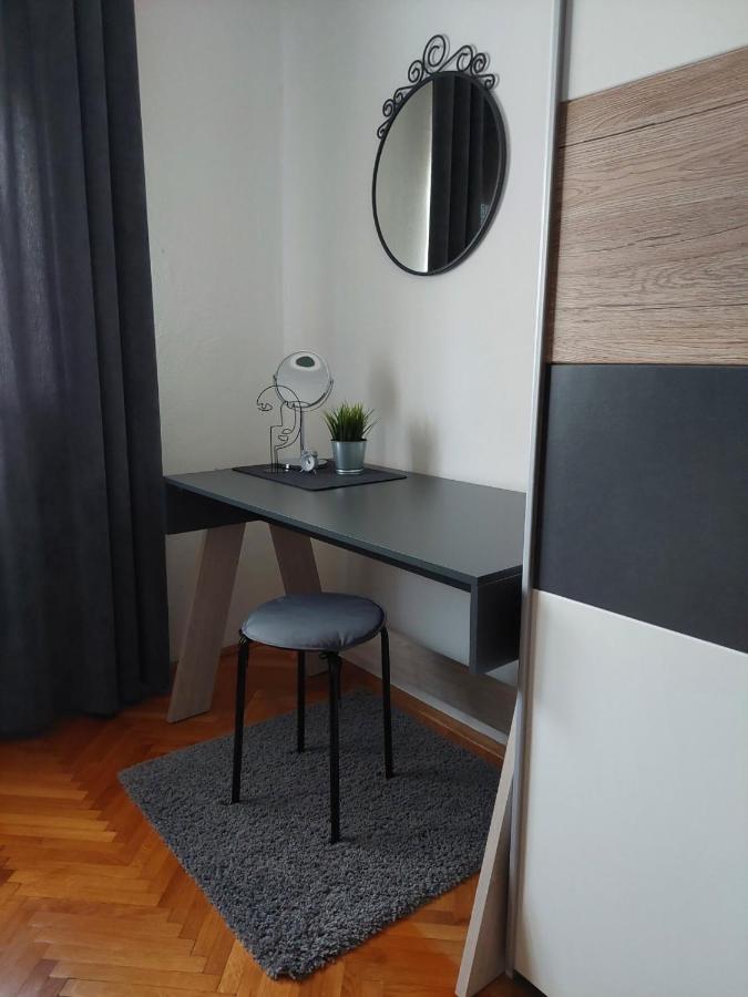 Apartman Hana Apartment Dreznik Grad ภายนอก รูปภาพ