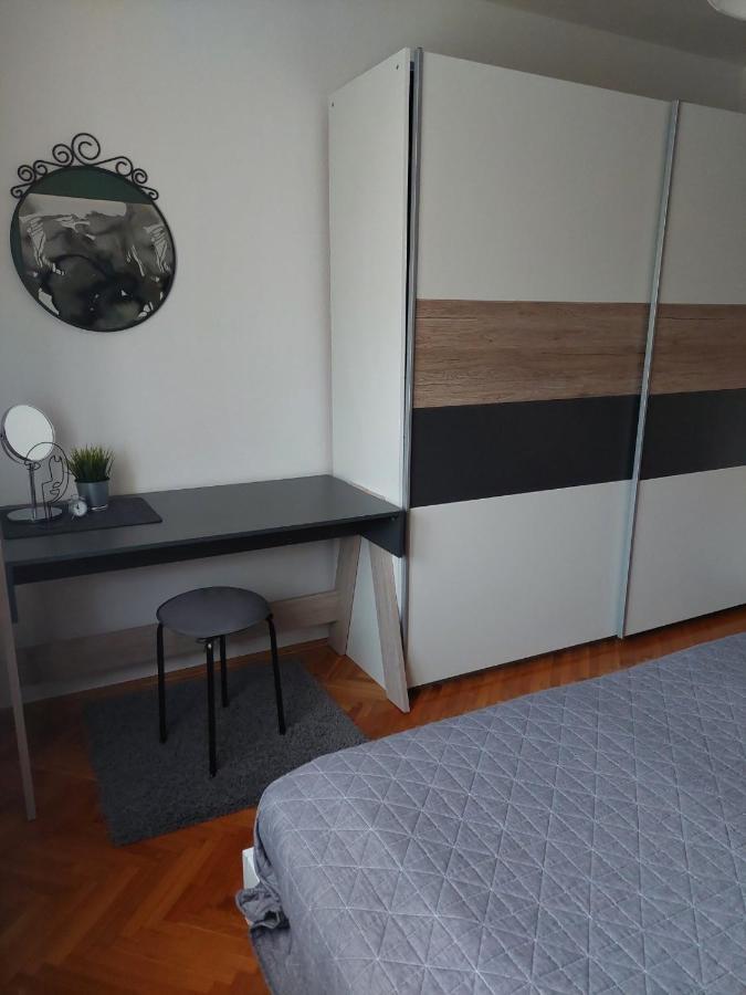 Apartman Hana Apartment Dreznik Grad ภายนอก รูปภาพ