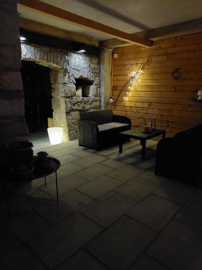 Apartman Hana Apartment Dreznik Grad ภายนอก รูปภาพ